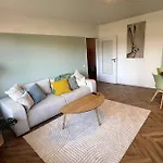 아파트 Cozy With Balcony I Free Parking I Wifi 보훔