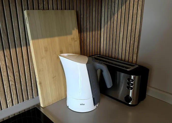 Cozy With Balcony I Free Parking I Wifi Apartamento