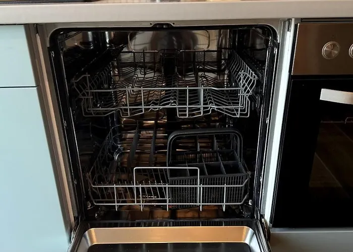 Cozy With Balcony I Free Parking I Wifi Appartamento Bochum