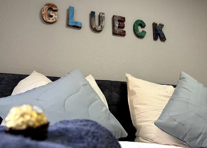 Cozy With Balcony I Free Parking I Wifi Appartamento Bochum