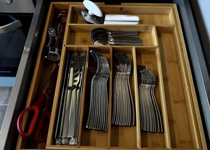 Cozy With Balcony I Free Parking I Wifi Bochum