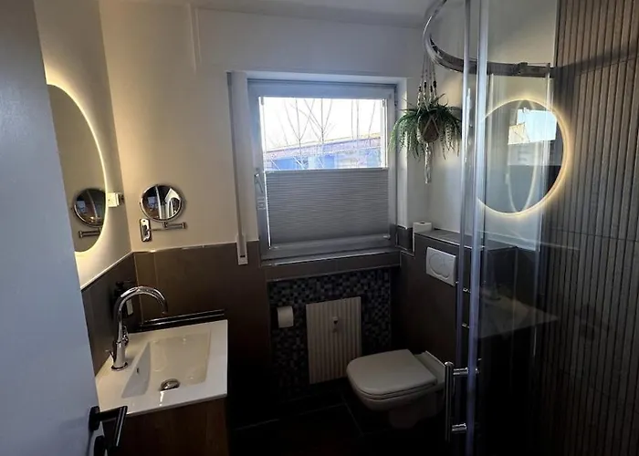 Cozy With Balcony I Free Parking I Wifi Bochum