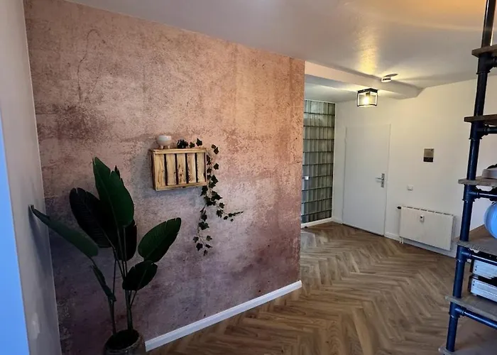 Cozy With Balcony I Free Parking I Wifi Bochum