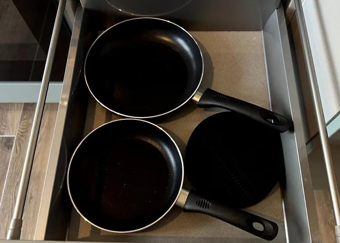 Cozy With Balcony I Free Parking I Wifi * Bochum